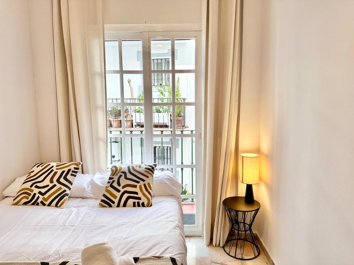 Apartament Old Town-300m From The